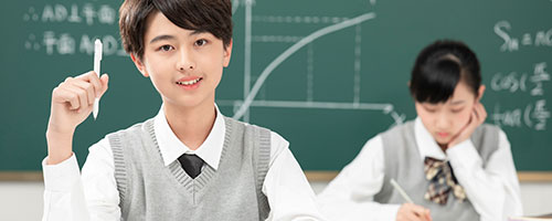 “爸爸真棒”「2023年全國(guó)百?gòu)?qiáng)高中·海外大學(xué)升學(xué)榜」出爐！四川地區(qū)僅1所國(guó)際高中上榜！